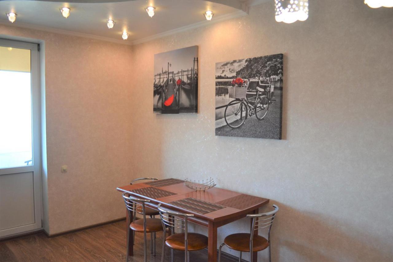 Luxcityapart On Olievskaya Kyiv Exterior photo
